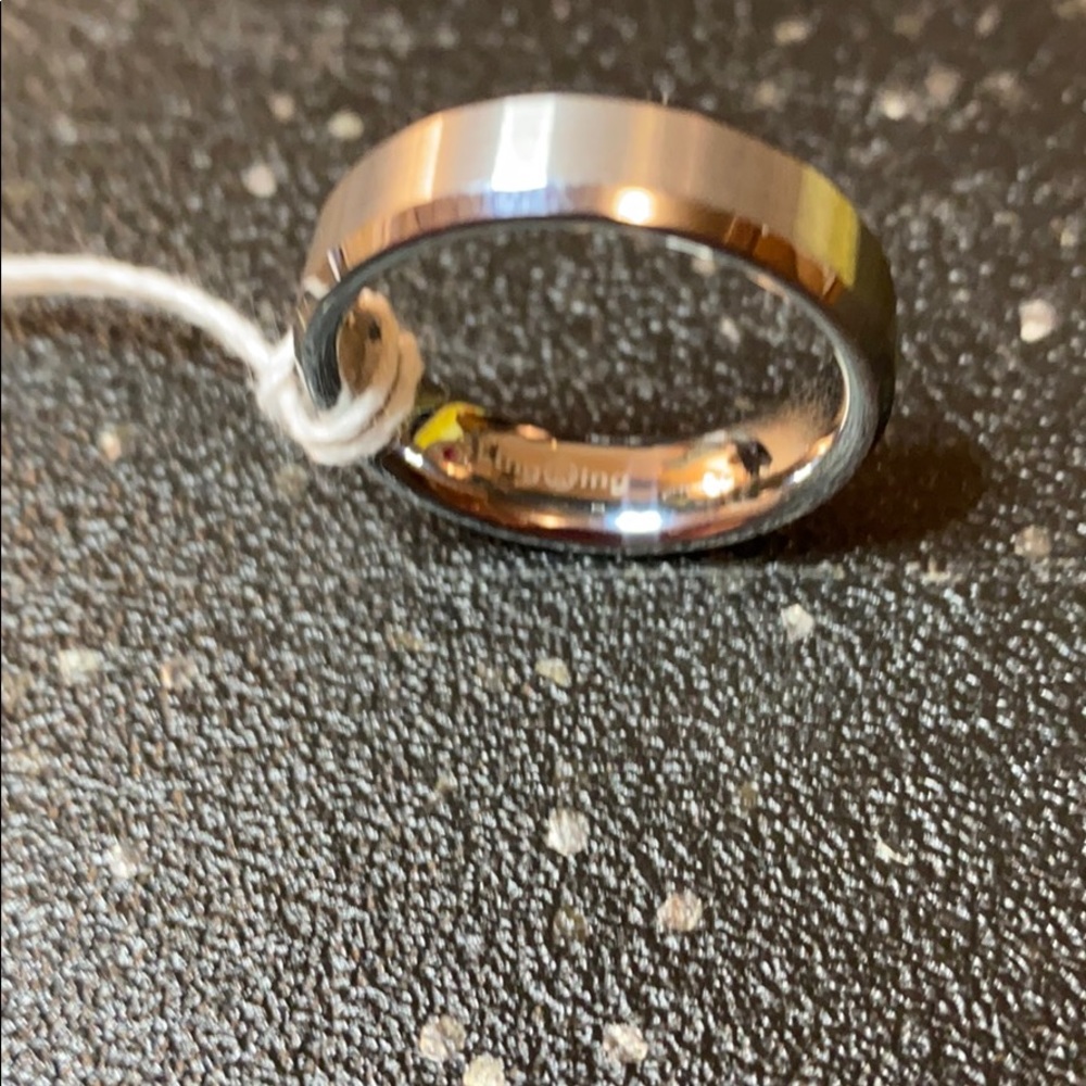 Mans Ring - image 2